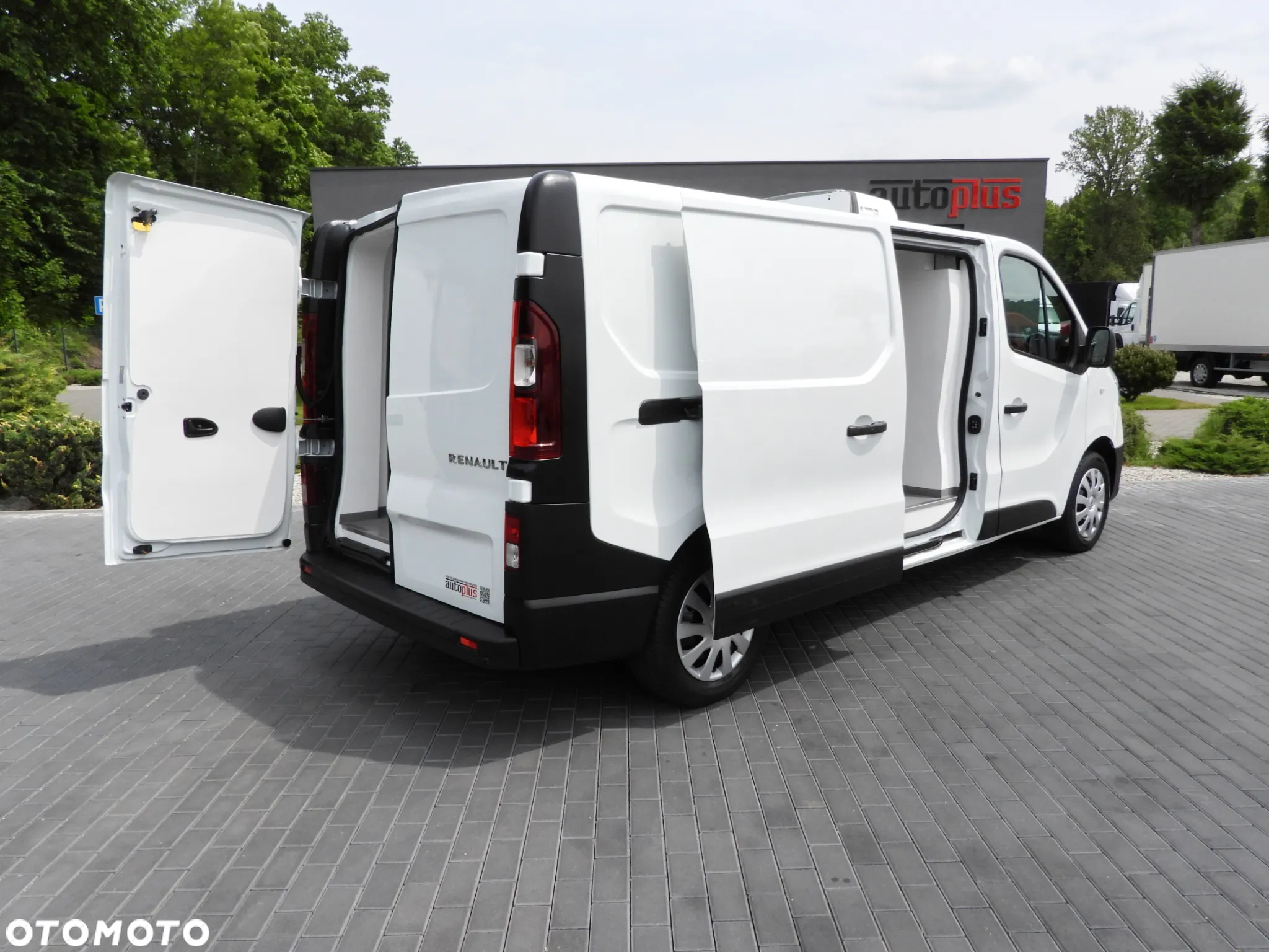 Renault TRAFIC  FURGON CHŁODNIA 0*C TEMPOMAT LEDY KLIMATYZACJA 120KM [ 895067 ] - 4