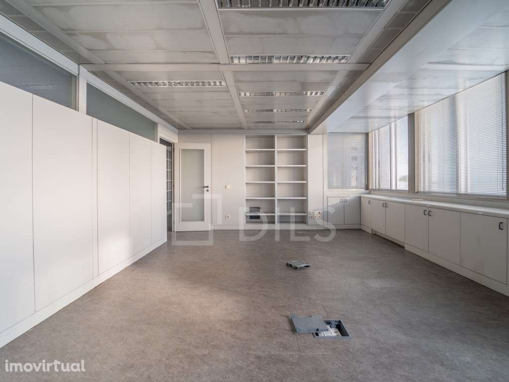Escritório para arrendar, na Avenida da Boavista, no Porto - Grande imagem: 3/26