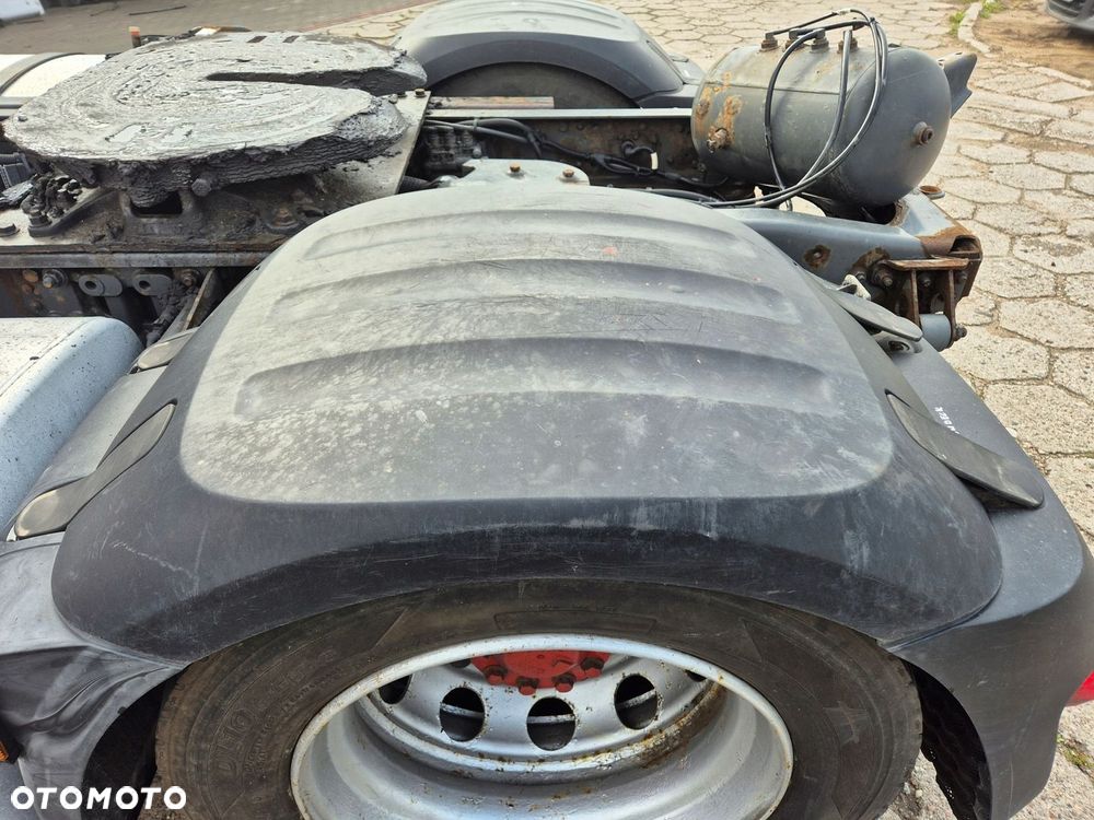 BŁOTNIK GÓRNY NADKOLE DAF XF 106 , CF EURO 6 LOW DECK MEGA - 1