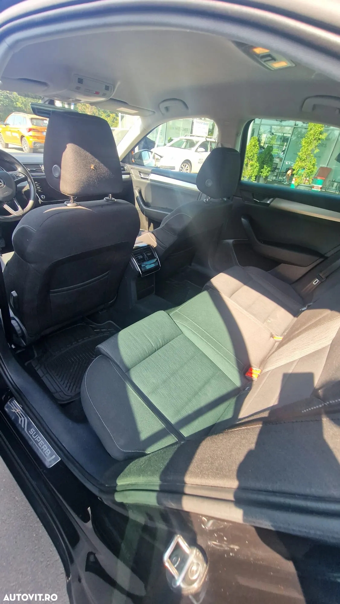 Skoda Superb 1.6 TDI DSG Ambition - 7