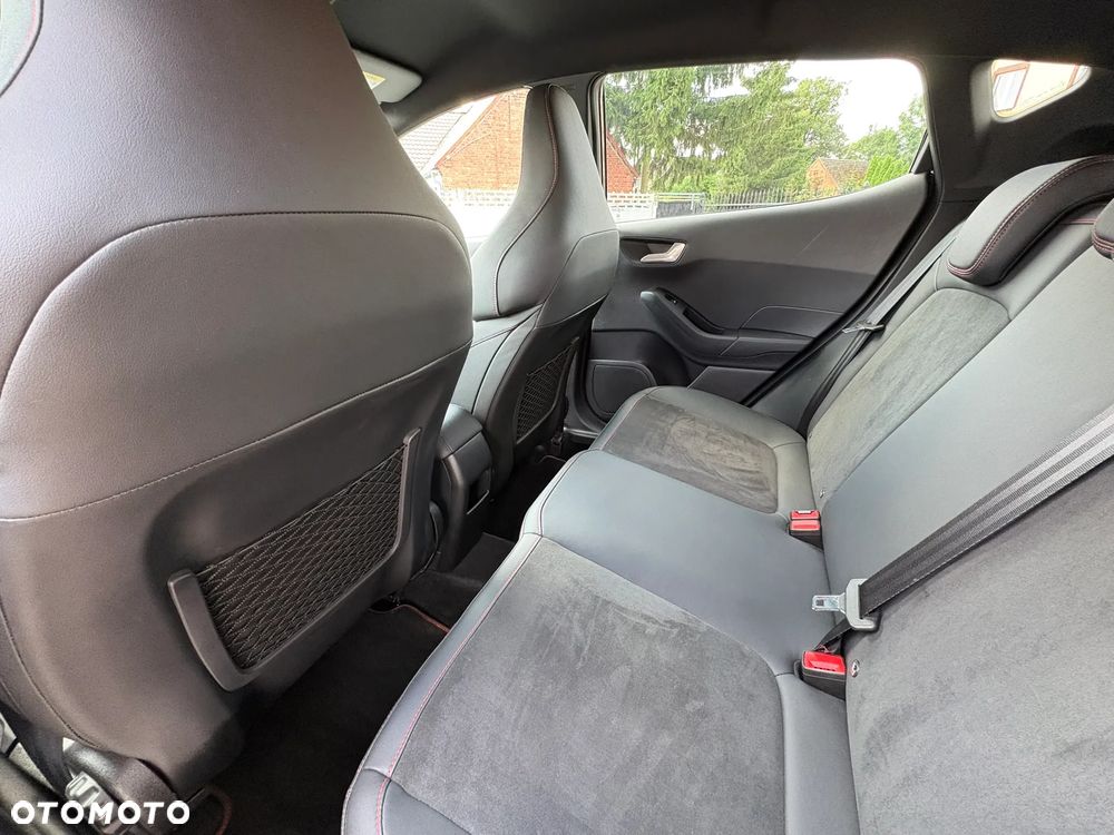 Ford Fiesta - 12
