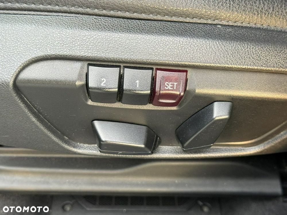 BMW X1 xDrive28i - 25