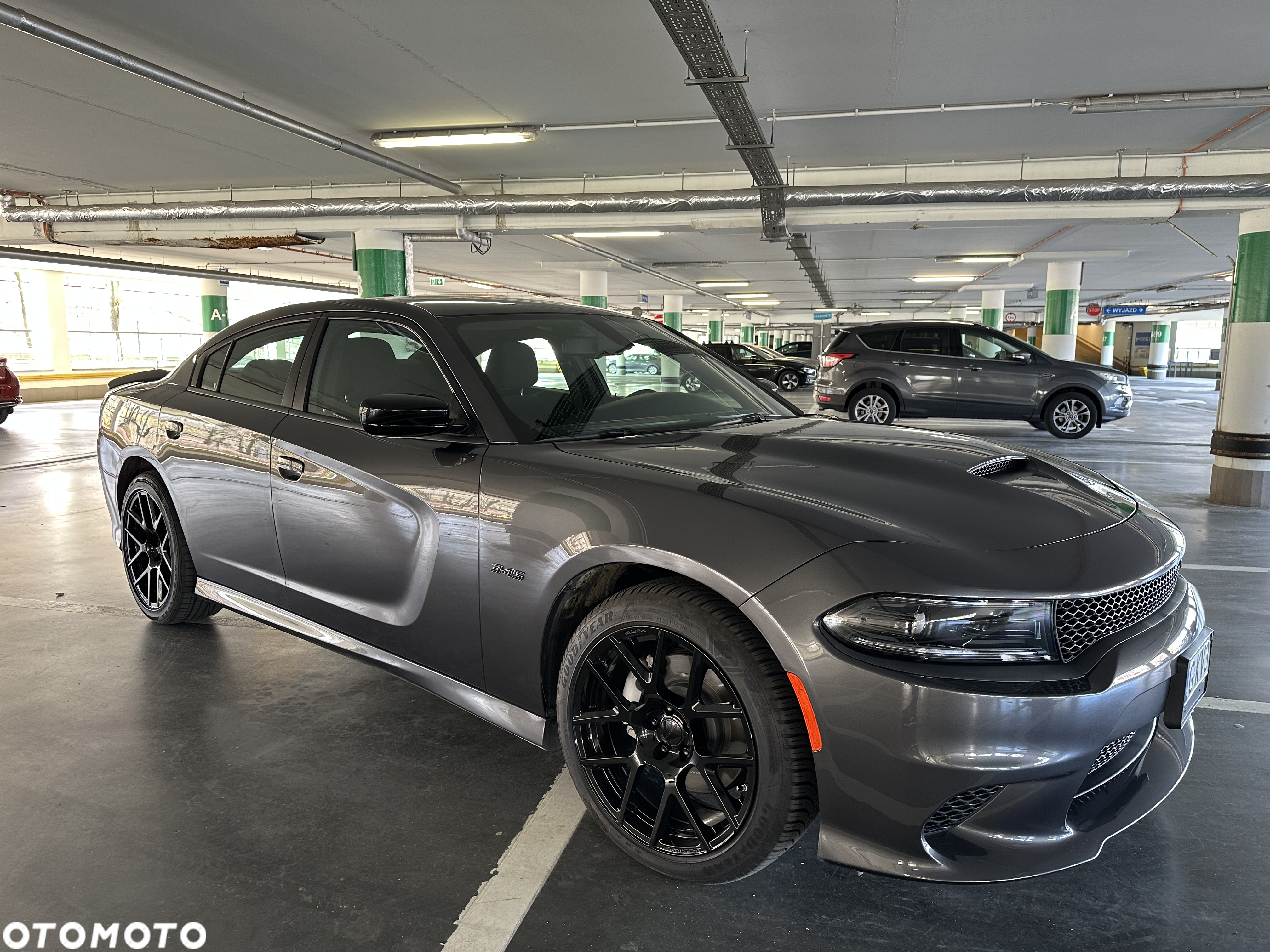 Dodge Charger 5.7 R/T - 8