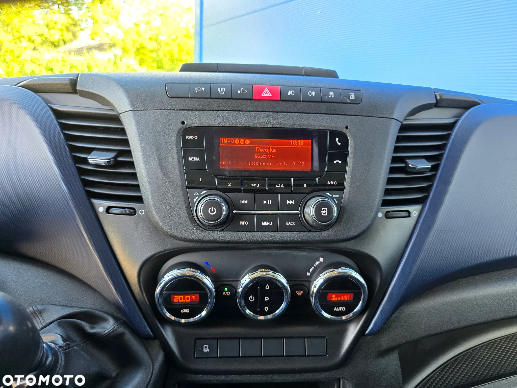 Iveco 50C/35 180KM - 14
