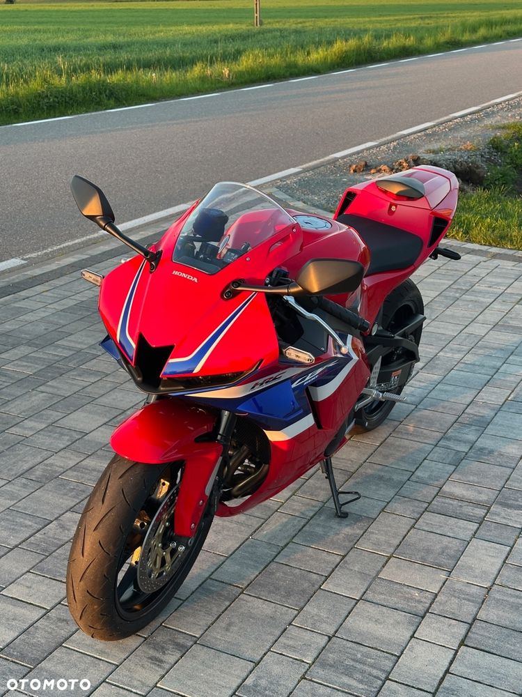 Honda CBR - 8
