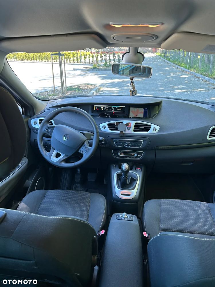 Renault Grand Scenic 1.9 dCi FAP Exception - 21