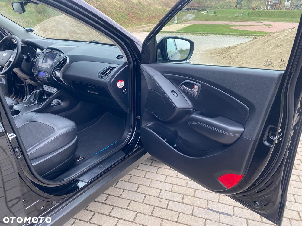 Hyundai ix35 2.0 CRDi 4WD Automatik Premium - 27