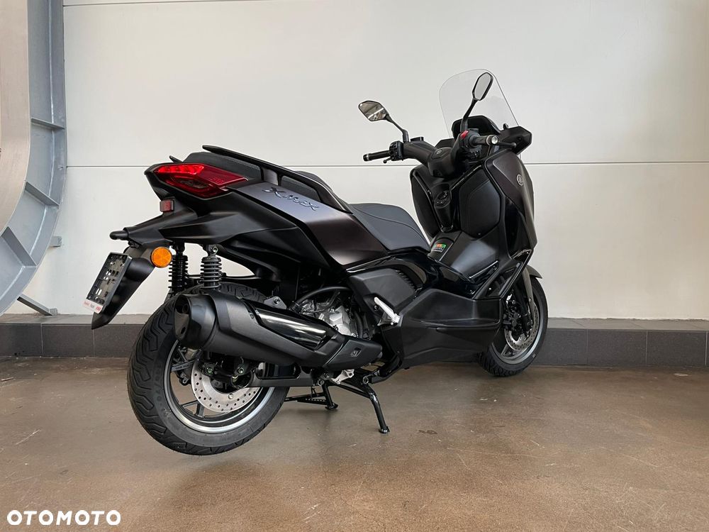 Yamaha X-max - 3