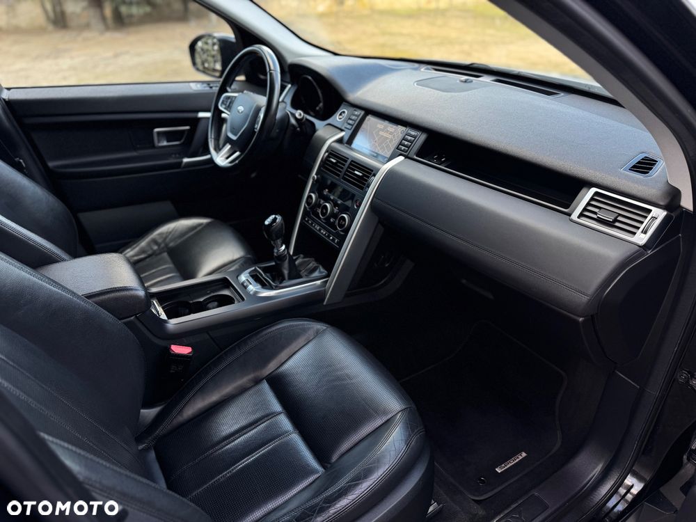Land Rover Discovery Sport TD4 HSE Luxury - 16
