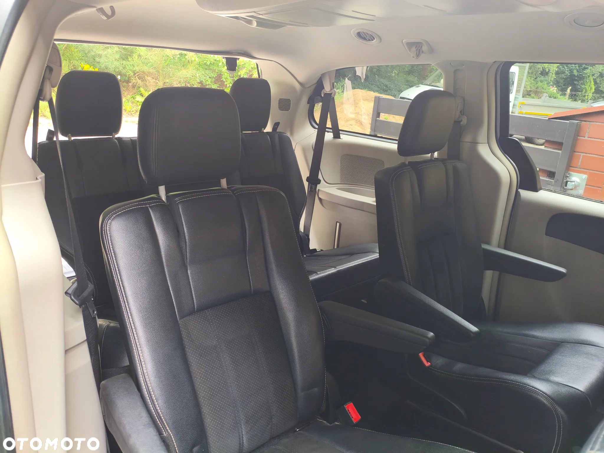 Chrysler Town & Country 3.6 Touring - 11