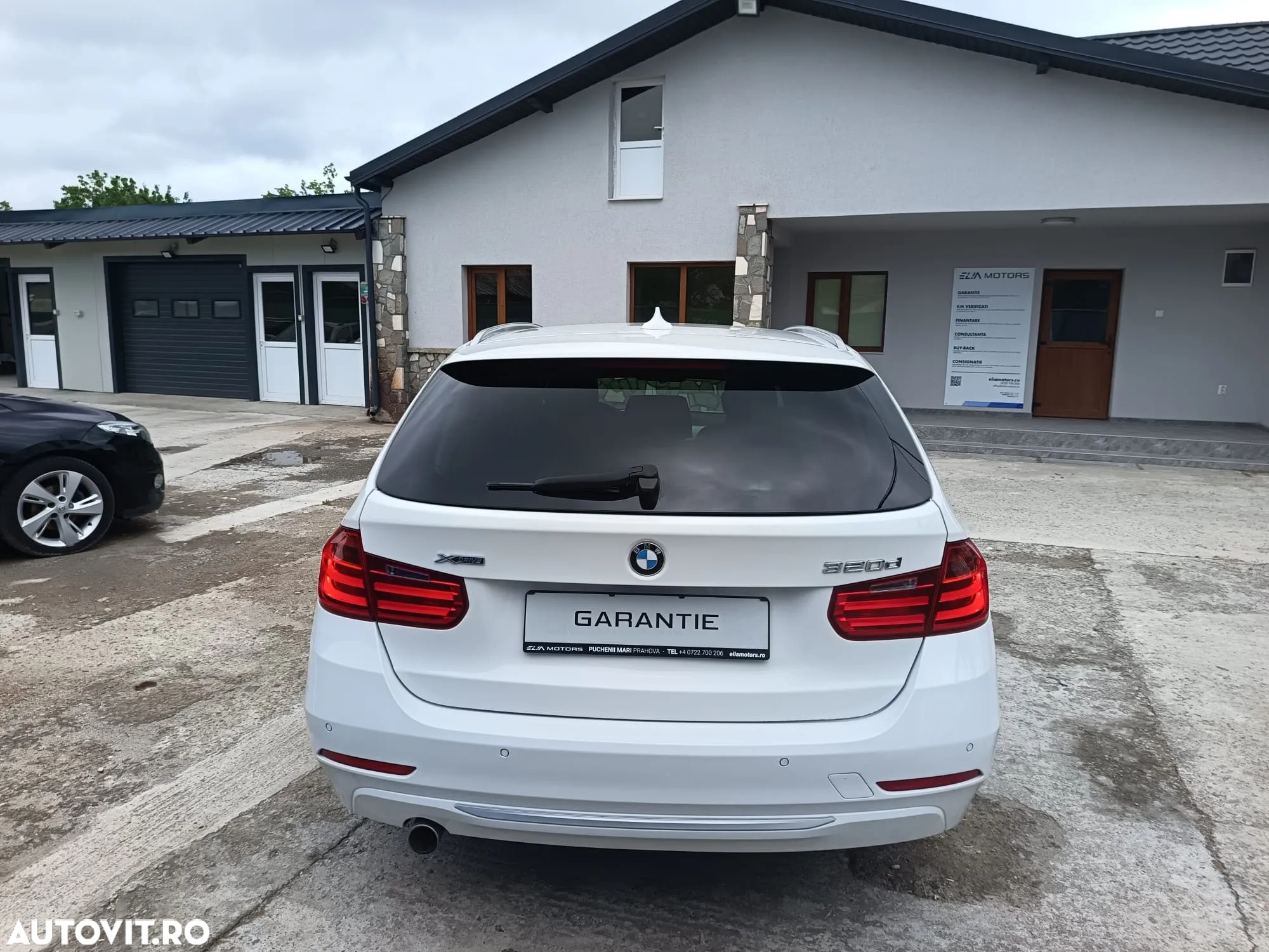 BMW Seria 3 320d Touring xDrive Sport-Aut. - 10