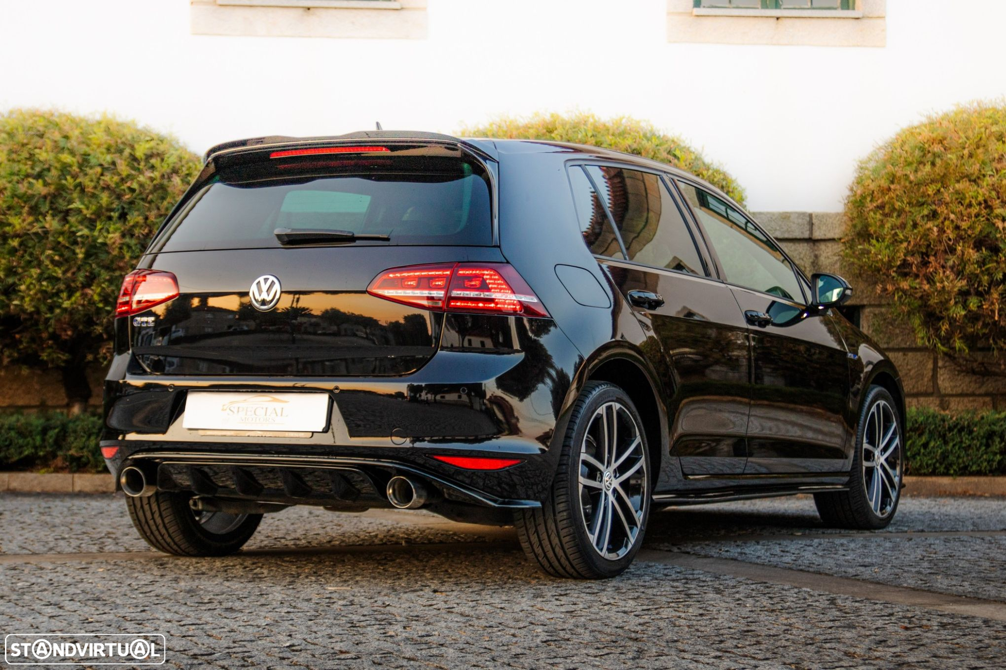VW Golf 1.4 GTE Plug-In-Hybrid DSG - 13