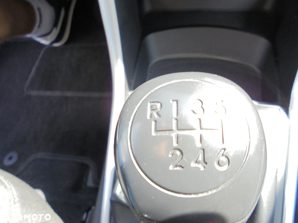 Hyundai i30 1.4 Comfort - 21