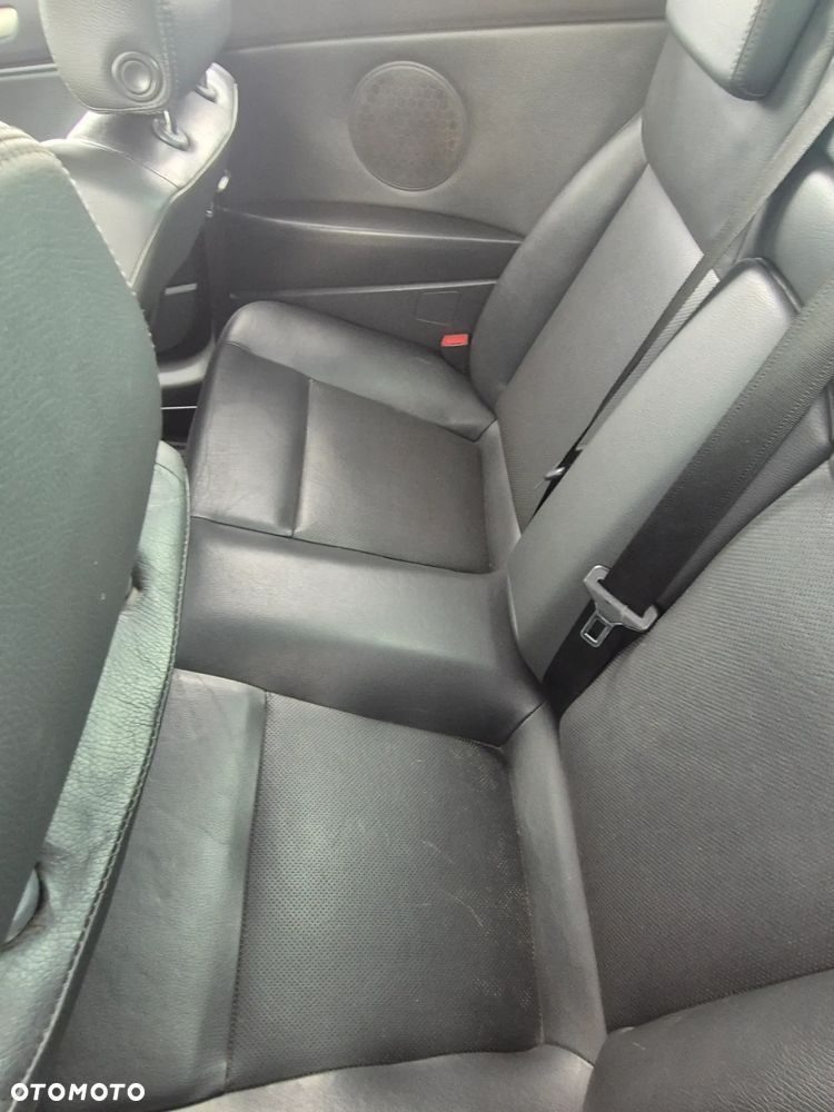 Opel Astra III GTC 1.9 CDTI Cosmo - 15