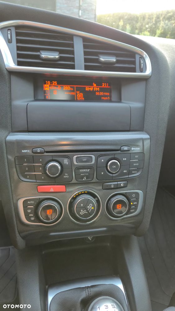 Citroën C4 - 17