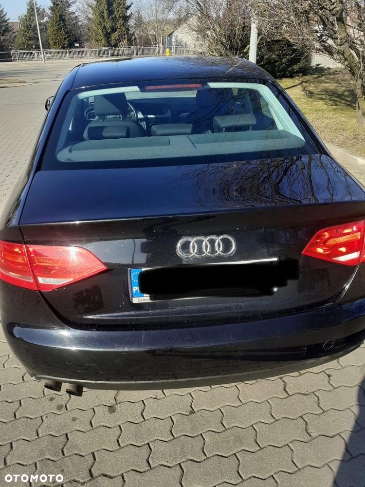 Audi A4 Limousine - 7