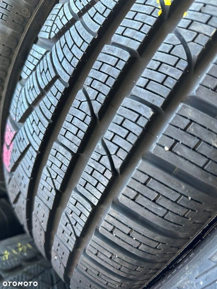 225/45r18 Pirelli SottoZero RSC_7,4mm_4szt_(116) - 8