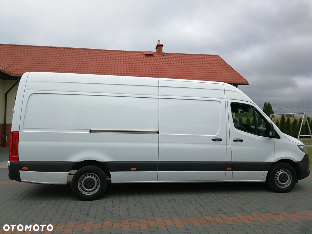 Mercedes-Benz Sprinter 317 - 8