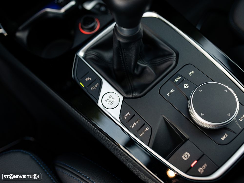 BMW 116 d Pack Desportivo M - 36