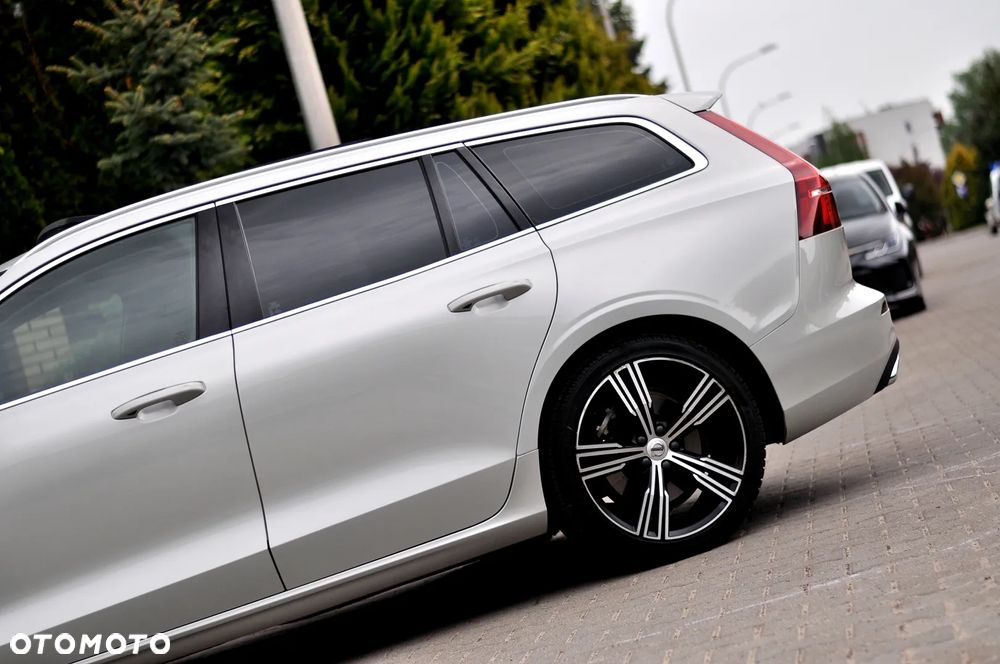 Volvo V60 T6 AWD Recharge Geartronic Inscription - 9