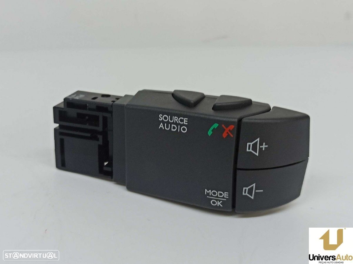 CONTROLE DO SISTEMA DE ÁUDIO / RÁDIO CD DACIA LOGAN II AMBIANCE - 1