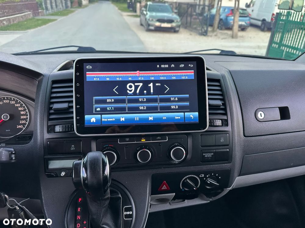 Volkswagen Transporter - 8