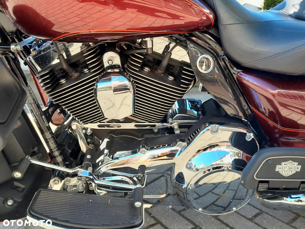 Harley-Davidson FLHTCU Ultra - 16