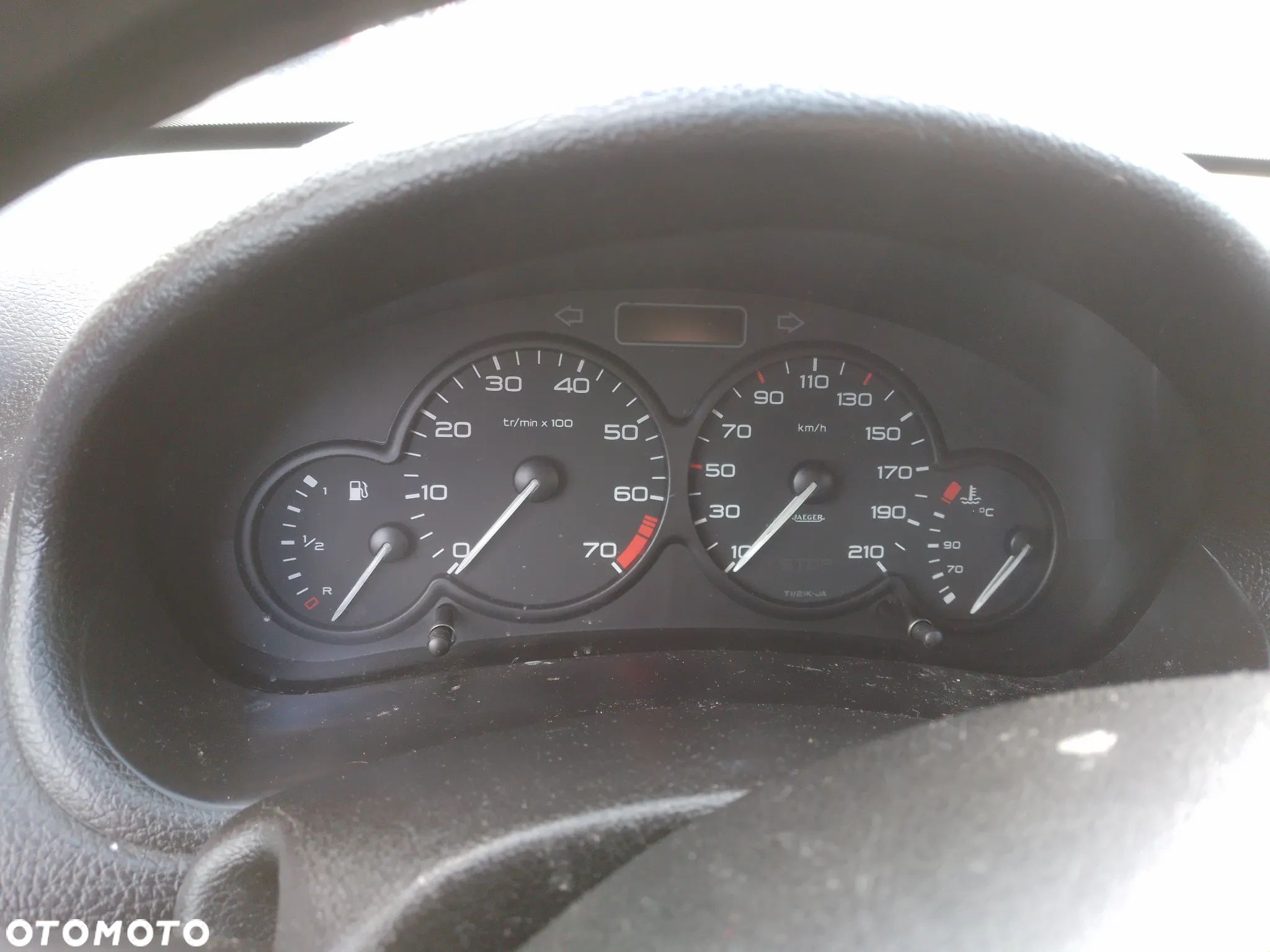 PEUGEOT 206 1.4 16V KFU (ET3J4) KOLOR KKN LICZNIK - 1