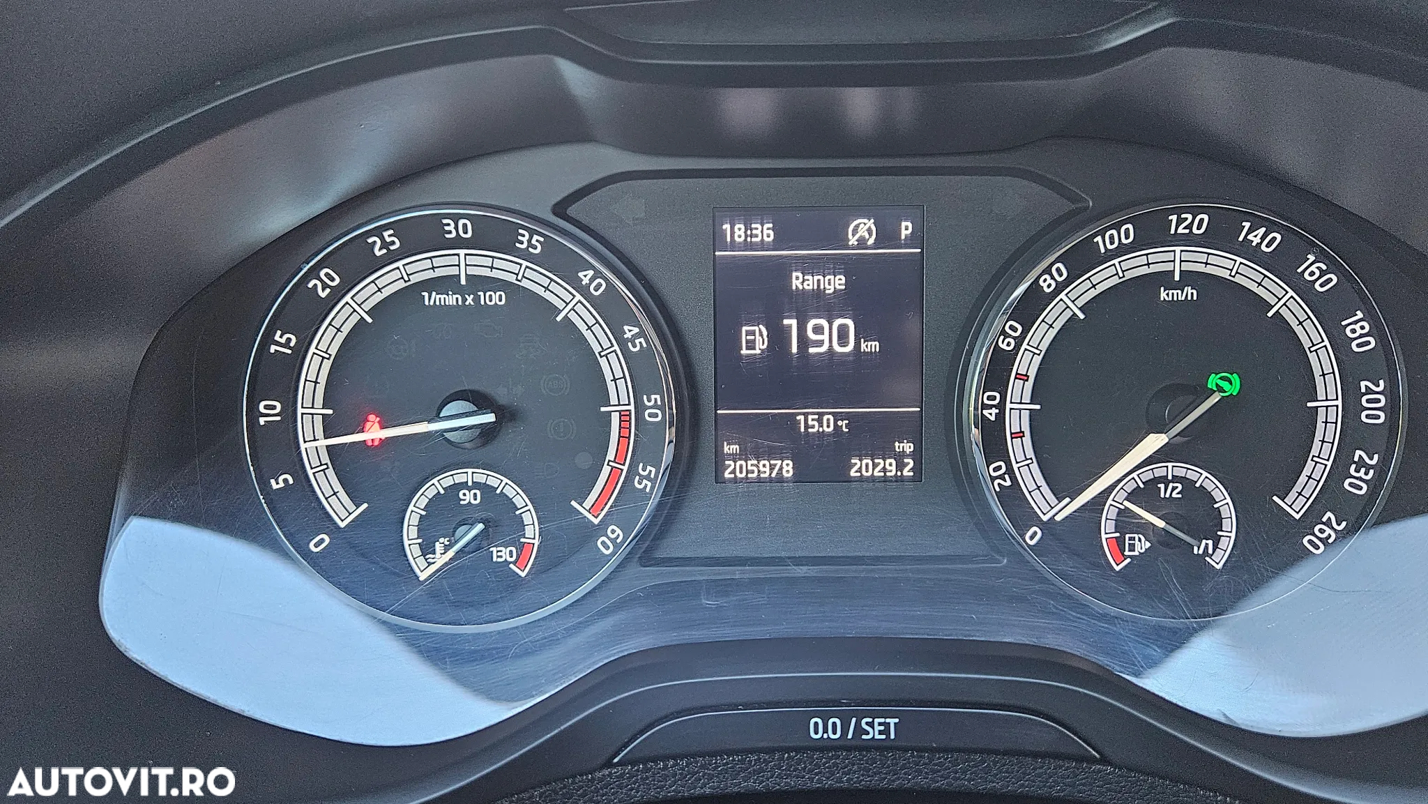 Skoda Karoq 1.6 TDI DSG Style - 14