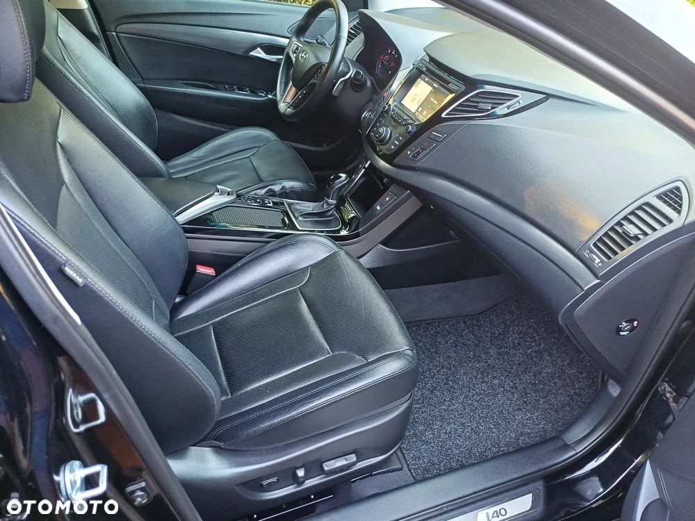 Hyundai i40 Kombi 1.7 CRDi DCT Premium - 37