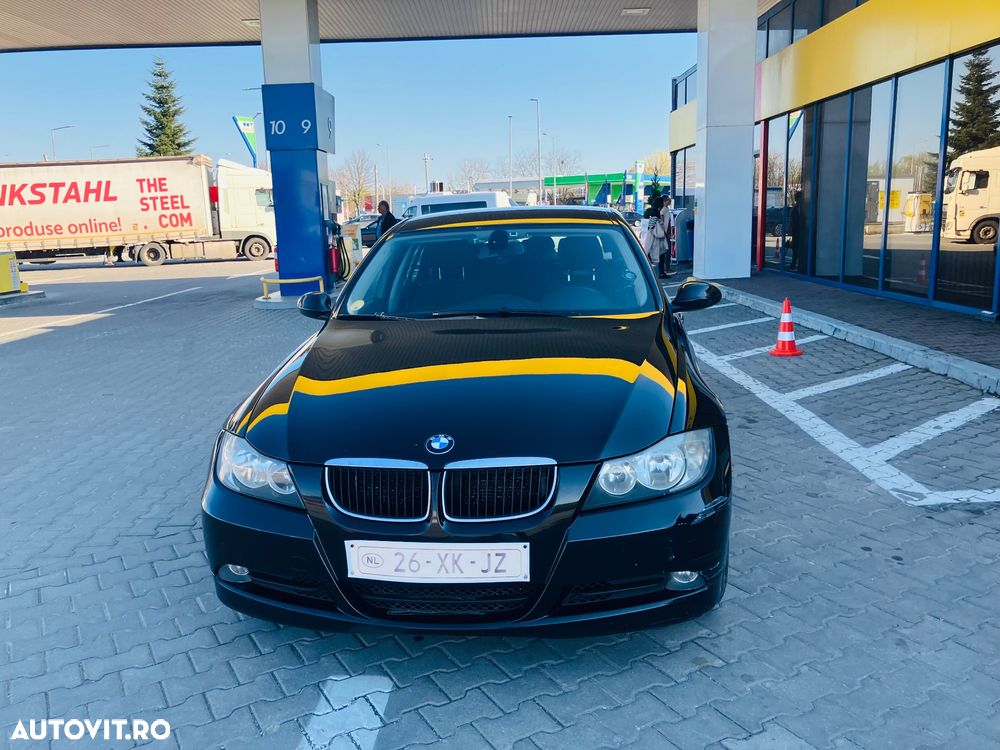 BMW Seria 3 318d DPF - 1