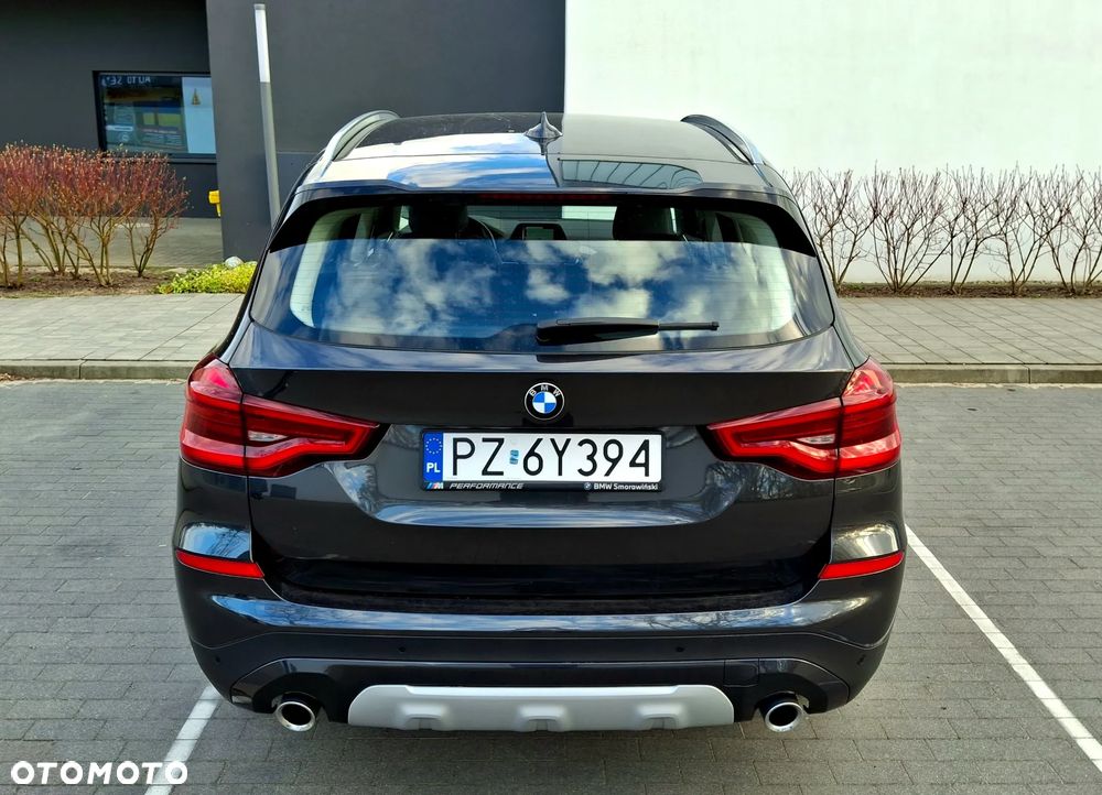 BMW X3 xDrive20d - 8