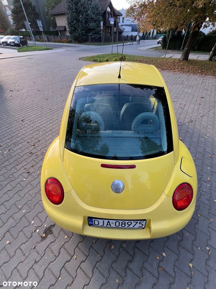 Volkswagen New Beetle - 6