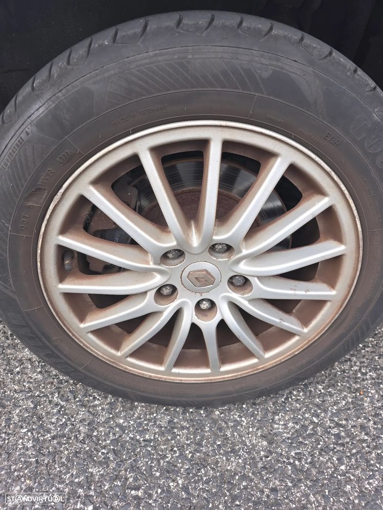 Renault Laguna Break 2.0 dCi Dynamique S 4control - 9