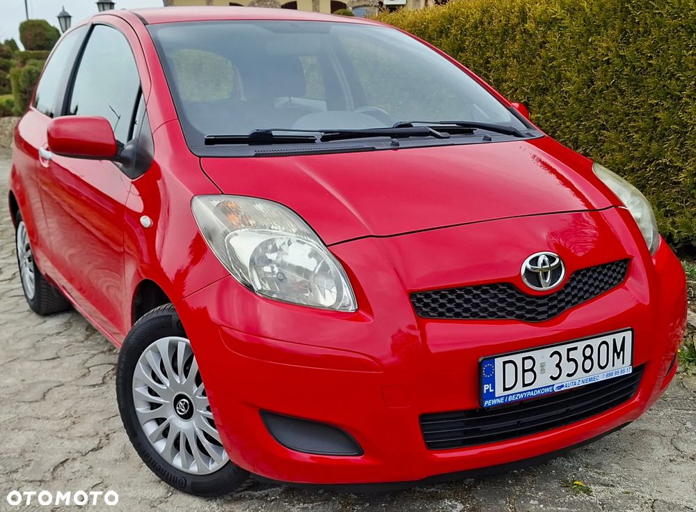 Toyota Yaris 1.0 VVT-i Sol - 1