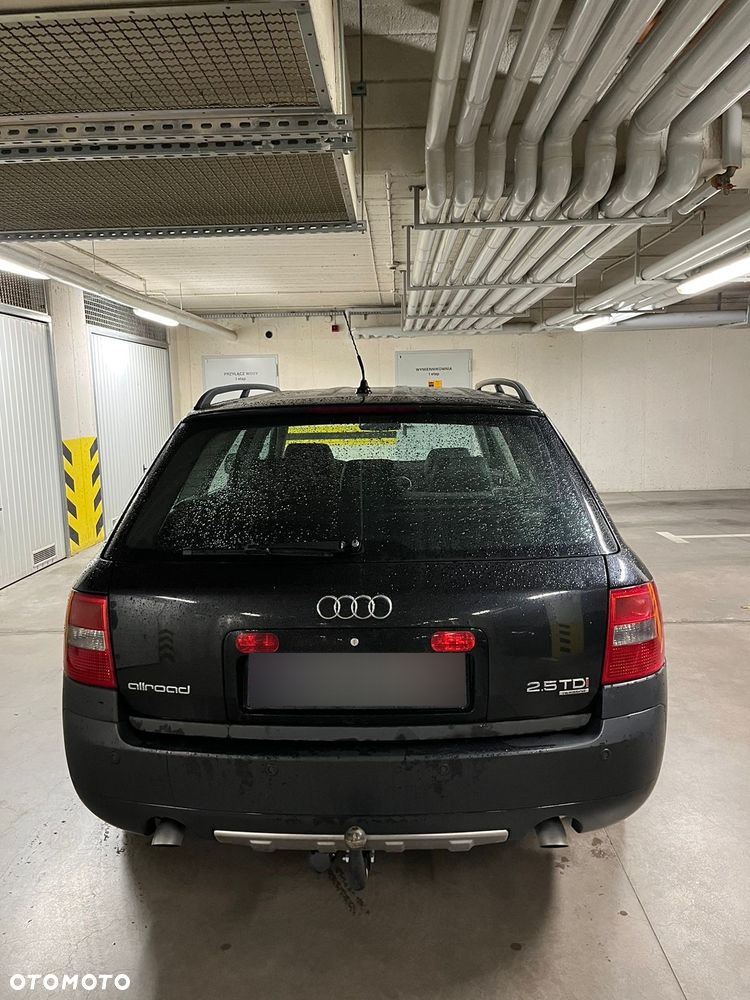 Audi A6 Allroad 2.5 TDI Quattro - 14