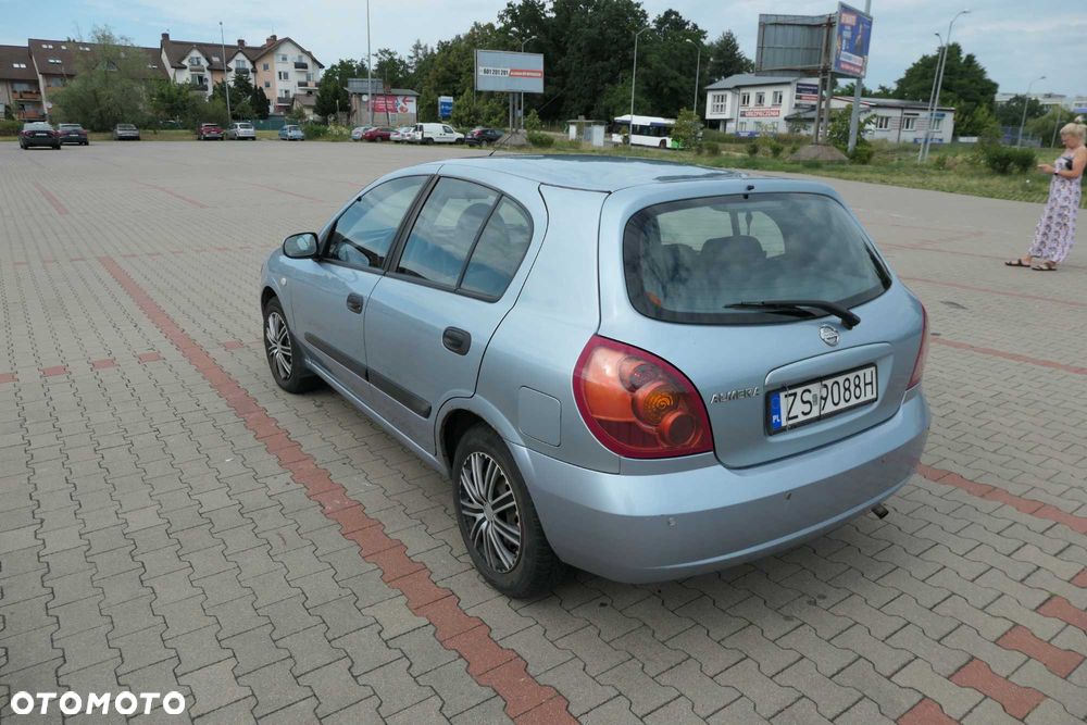 Nissan Almera - 6