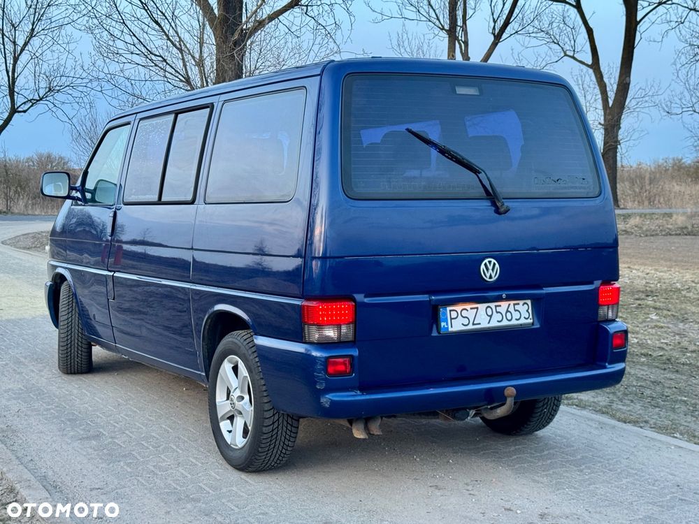 Volkswagen Multivan Standard - 10