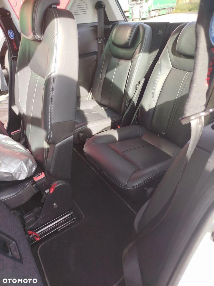 Ford S-Max 2.0 TDCi DPF Titanium - 22