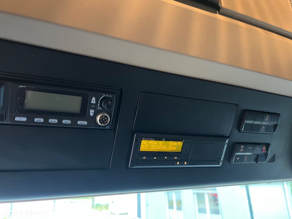 Mercedes-Benz 2546 GIGGASPACE ,firanka 7,80m - 25