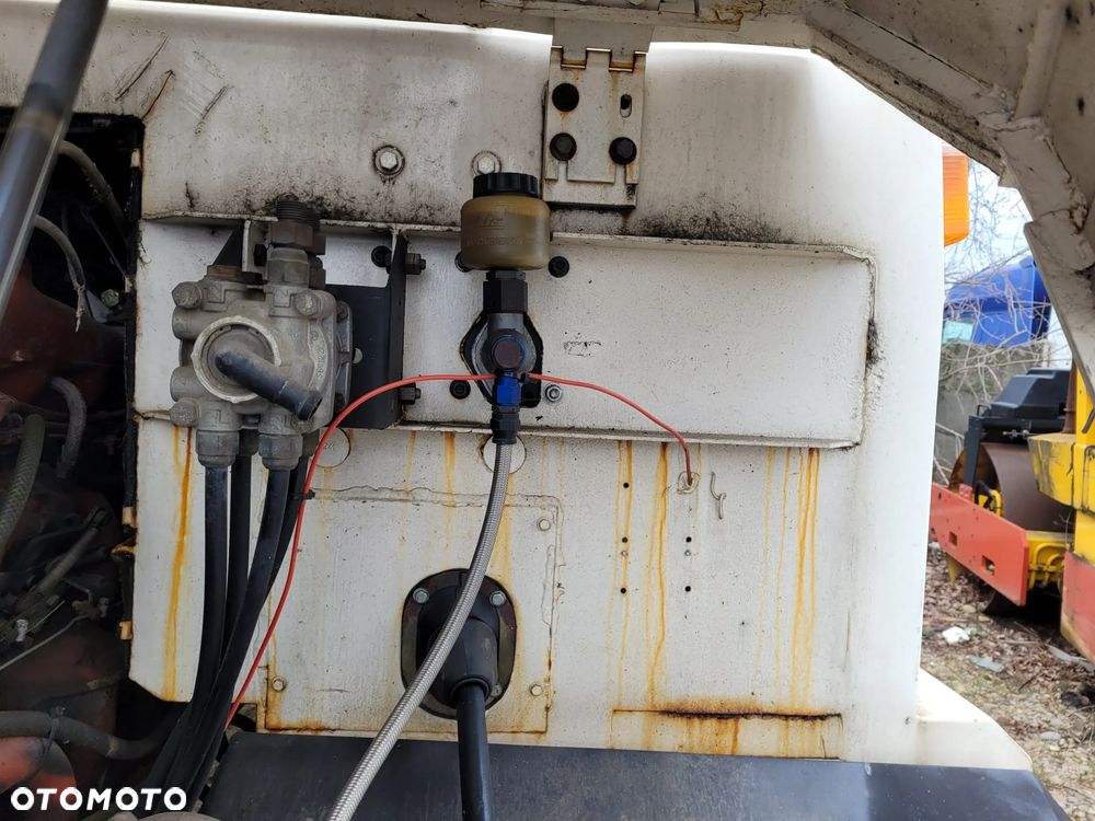 Renault BRIMONT 4X4X4 - 18