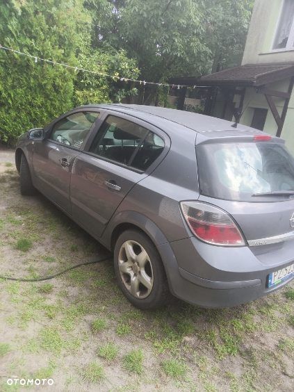 Opel Astra 1.6 Enjoy - 4