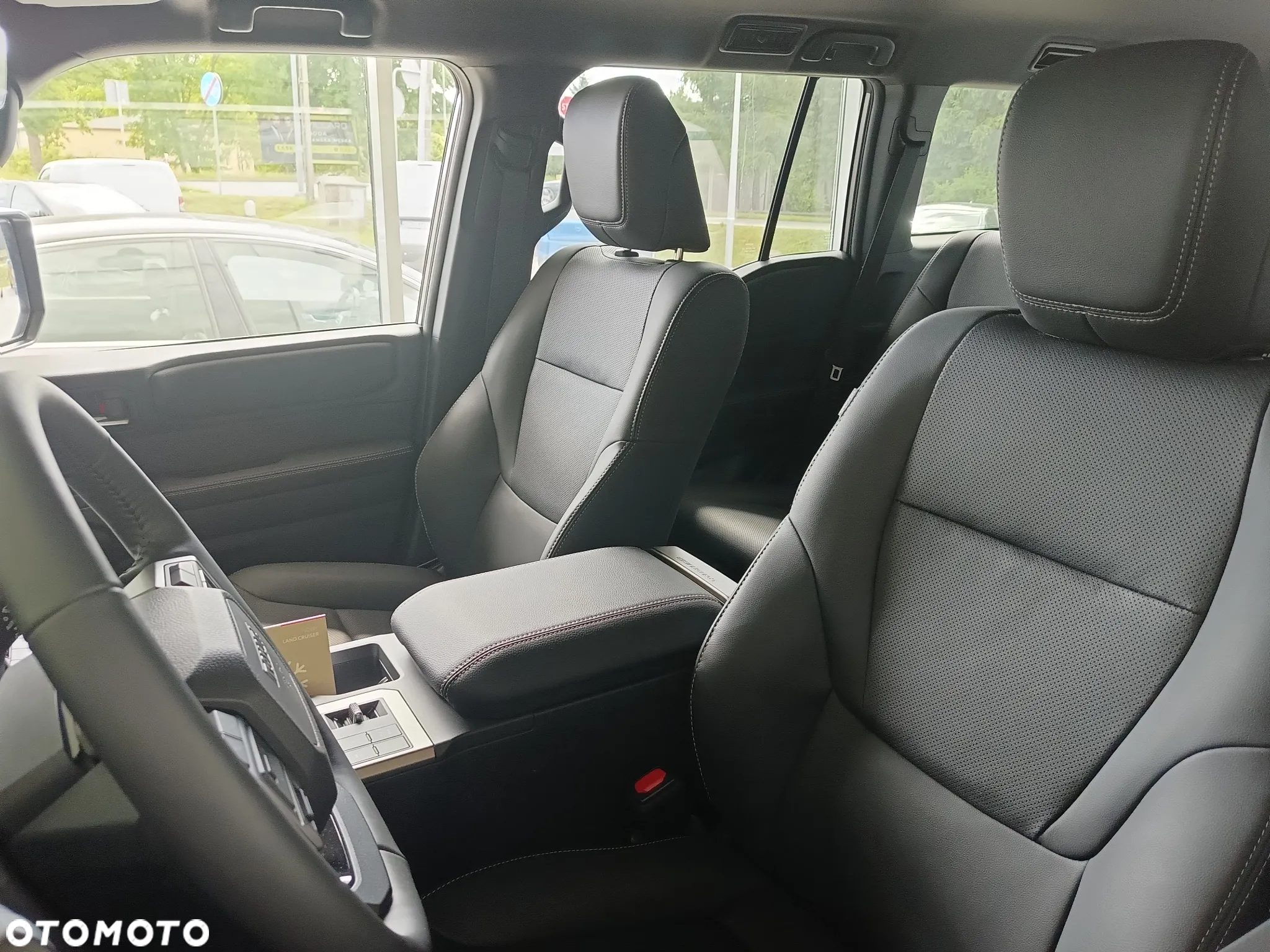 Toyota Land Cruiser LC 2.8 D-4D Invincible - 3