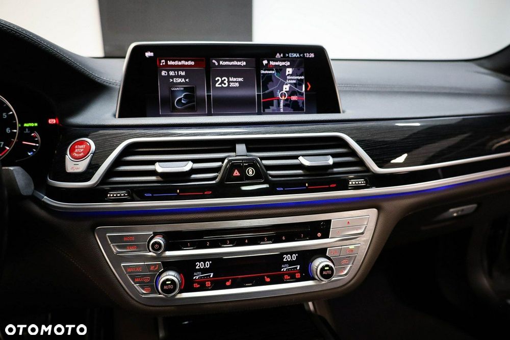 BMW Seria 7 - 26