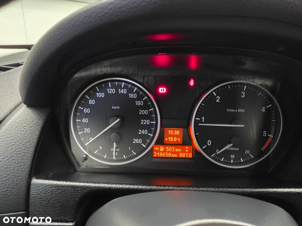 BMW X1 sDrive18d xLine - 34