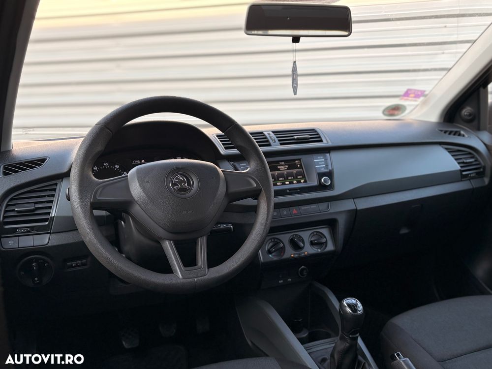 Skoda Fabia 1.0 Active - 8