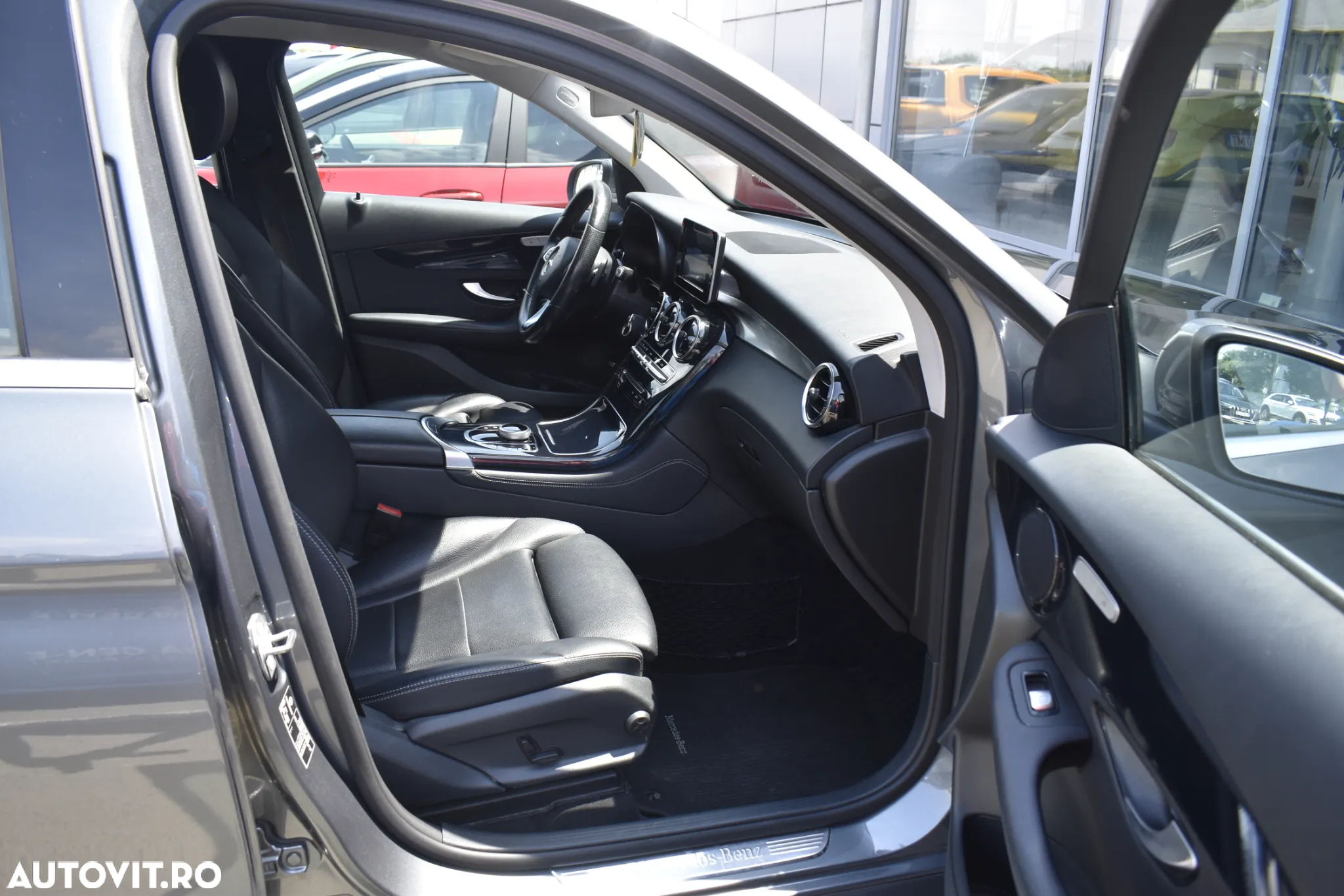 Mercedes-Benz GLC 220 d 4MATIC - 26