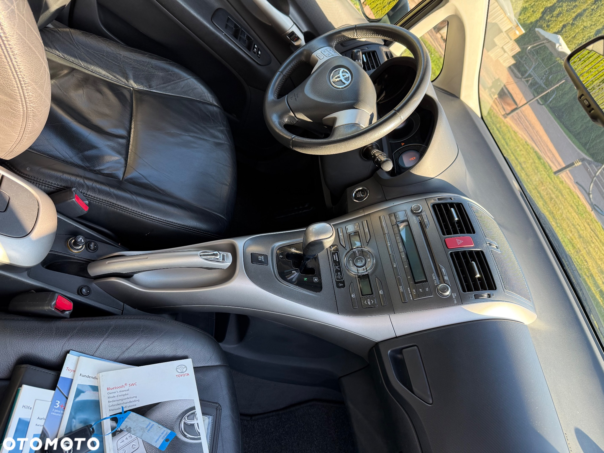 Toyota Auris 1.6 VVT-i Premium MM - 11