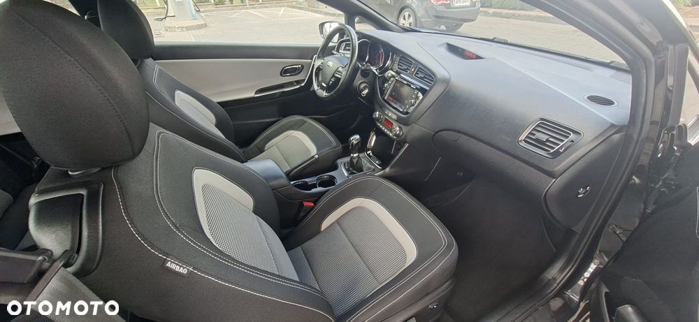 Kia ProCeed 1.6 GDI L - 8