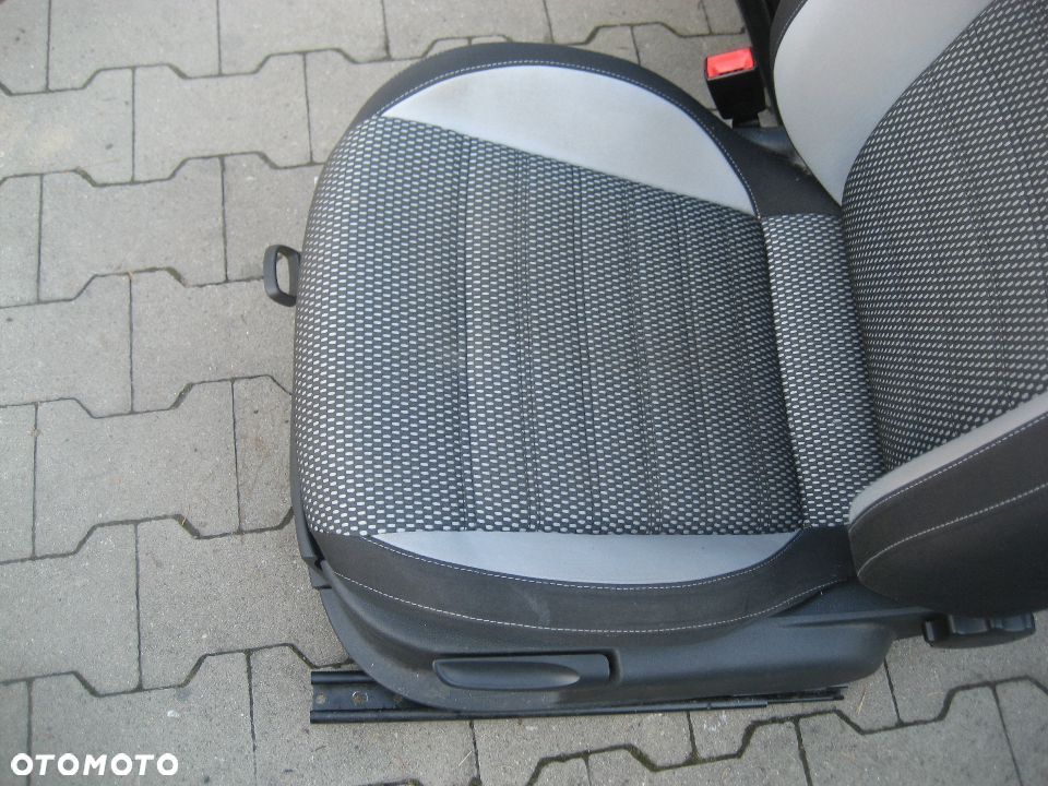 vw polo cross V 6r 10-17r siedzenia fotele  przód prawy lewy - 9